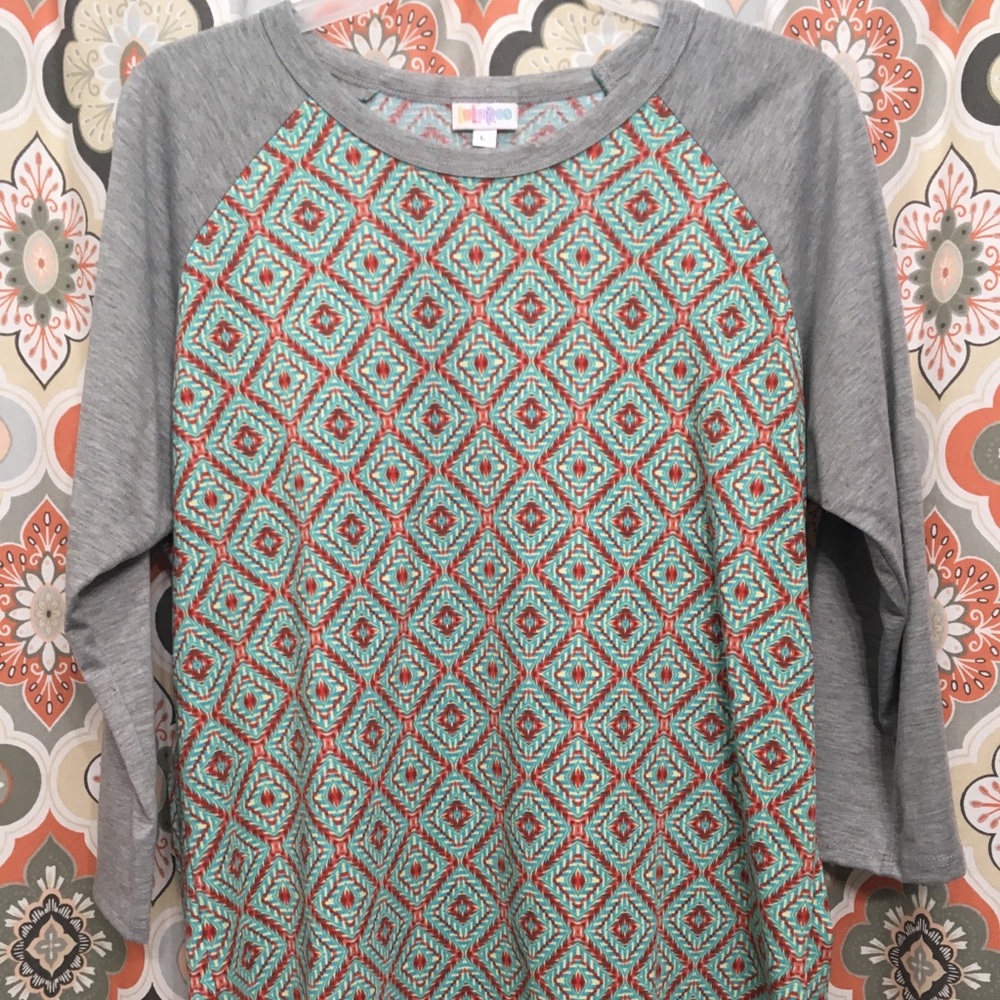 Lularoe Large Randy Aztec Mint Red Diamonds